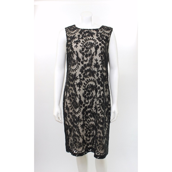 Suzi Chin for Maggy Boutique Dresses & Skirts - Suzi Chin Maggy Boutique Black Burnout Lace Dress
